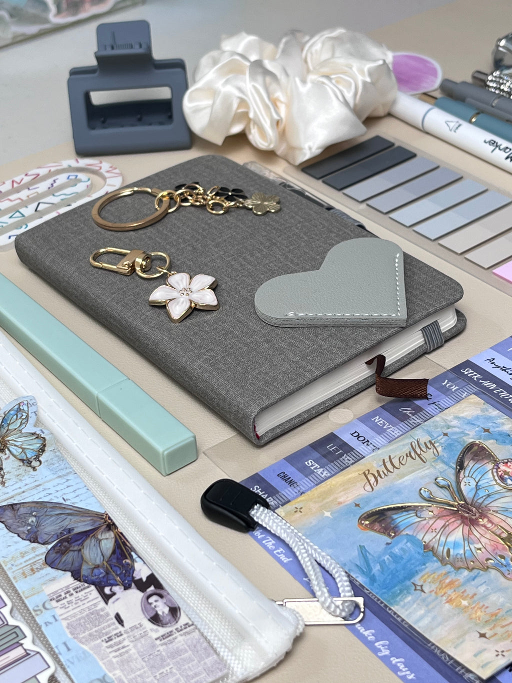 Bookish Bundle - Silver Gray Gift Set