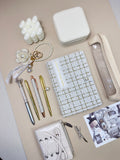 Bookish bundle White Pearl