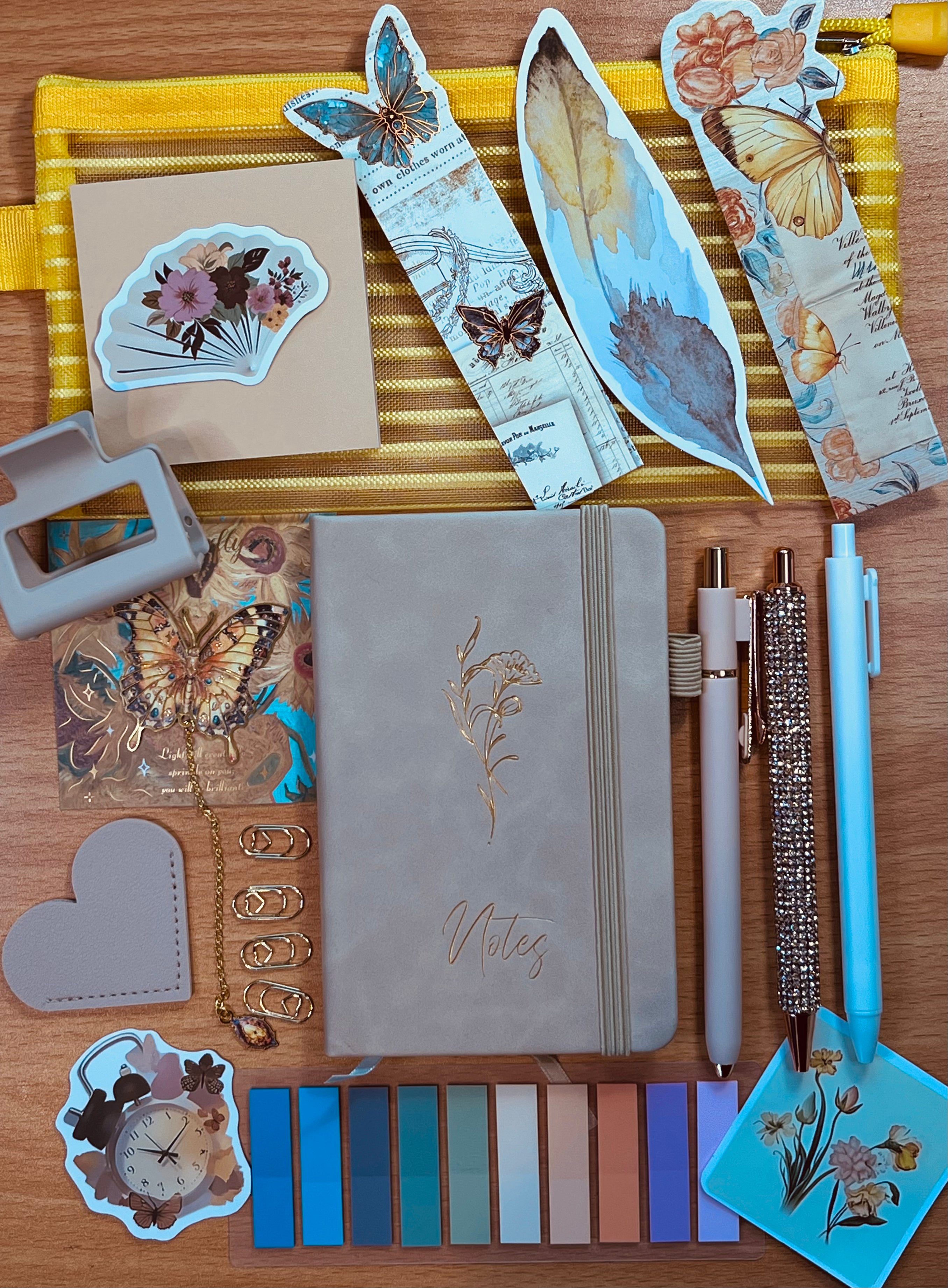 Bookish Bundle - Beige Gift Set